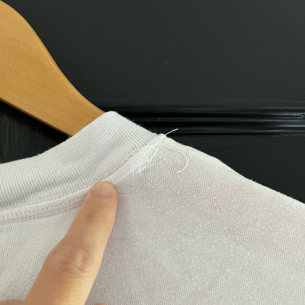 Abercrombie & Fitch Women’s Essential Easy Tee, X-Small, White - Picture 5 of 6